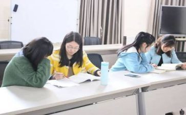 大学写演讲稿7篇