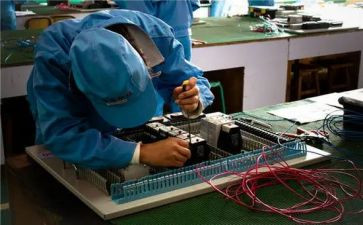 企业电工年终工作总结6篇