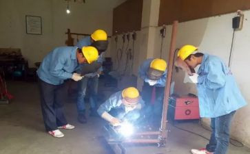 2024电工年终个人总结通用7篇