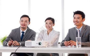 区领导的述职报告最新7篇