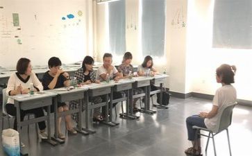 求职面试的自我介绍模板推荐7篇
