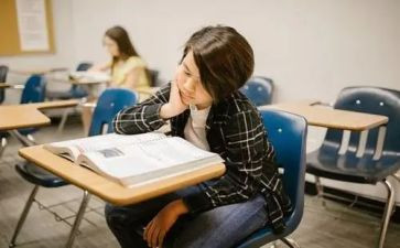 大学英语四级作文万能模板6篇