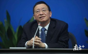 校长个人自查报告5篇