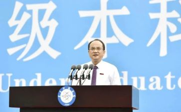 教师升校长述职报告5篇