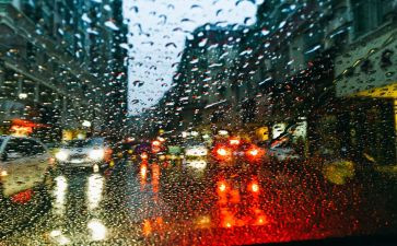 雨的主题活动方案参考8篇